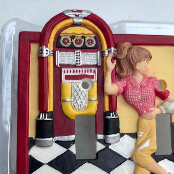 NWT Happy Days Decorative Light Plate - Picture 3 of 12